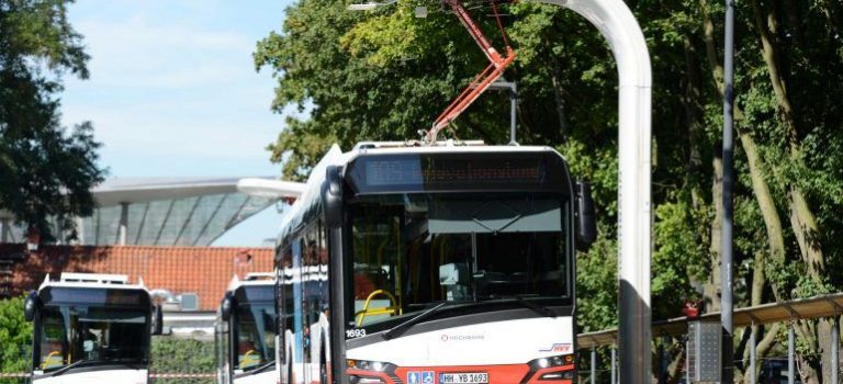 Tecnologia portuguesa carrega autocarros em seis minutos