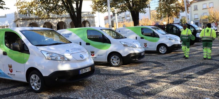 Município de Bragança apresenta veículos amigos do ambiente Município de Bragança apresenta veículos amigos do ambiente