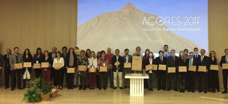 Cartilha de Sustentabilidade dos Açores promove mobilidade elétrica Cartilha de Sustentabilidade dos Açores promove mobilidade elétrica