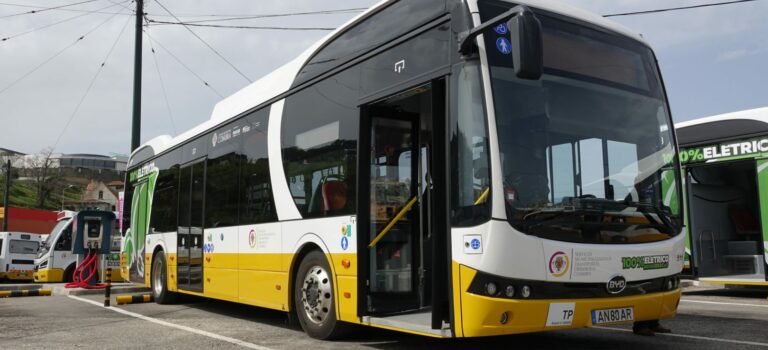 SMTUC com 5 novos autocarros 100% elétricos SMTUC com 5 novos autocarros 100% elétricos